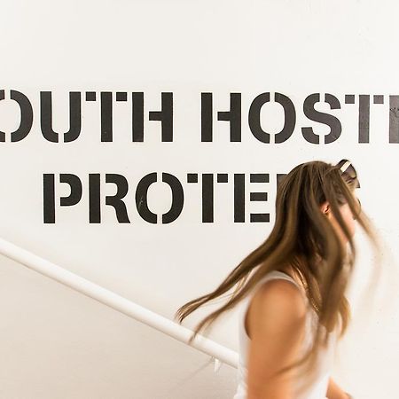 Youth Hostel Proteus Postojna Exteriör bild